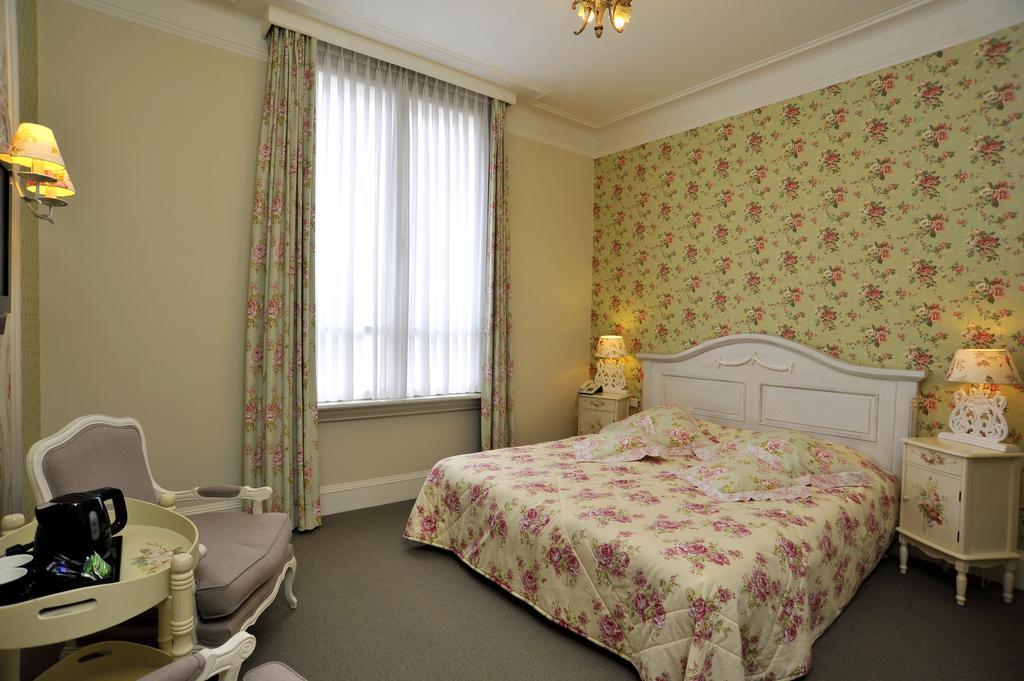 Villa Rubenshof Helmond Chambre photo